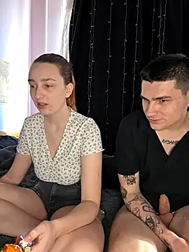 FoxyToxy online show from December 2025 02:38:01 AM