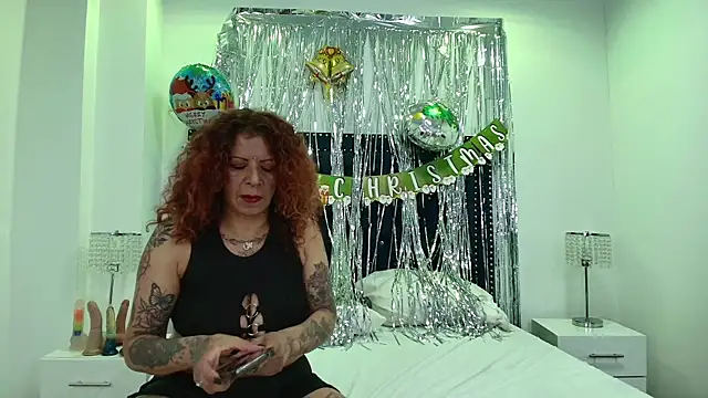 Snapshot of Axi_tatto chatting on December 2025 04:07:02 AM Axi tatto online show from December 2025 04:07:02 AM