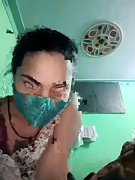 Snapshot of anzel33 chatting on December 2025 04:44:01 PM anzel33 online show from December 2025 04:44:01 PM