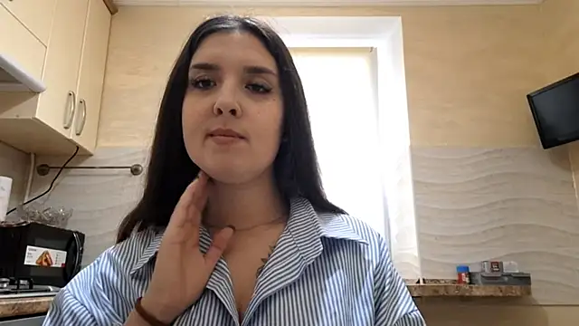 Snapshot of GeorgeannaHalsted chatting on December 2025 11:03:02 AM GeorgeannaHalsted online show from December 2025 11:03:02 AM