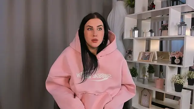 EvonVang online show from December 2025 01:48:01 PM