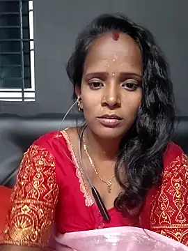 Snapshot of Nithyaredy chatting on December 2025 01:07:01 PM Nithyaredy online show from December 2025 01:07:01 PM