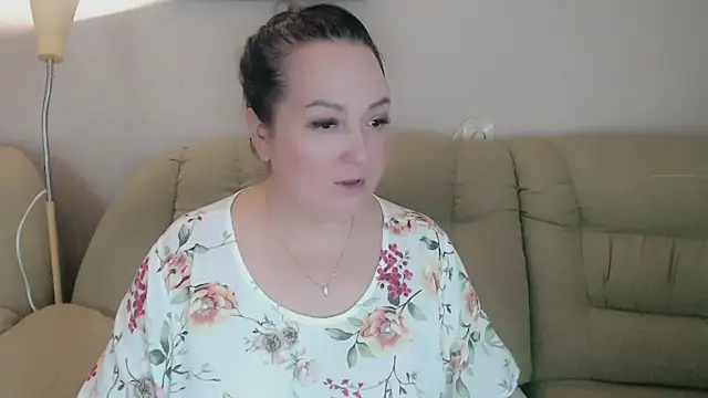 infinity loveliness online show from October 2025 08:02:02 AM