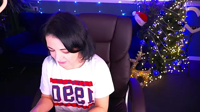 Dafni Monn online show from December 2024 08:26:01 AM