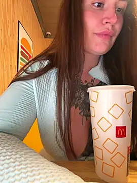 Snapshot of TattooGirlAlia chatting on November 2025 07:35:02 PM TattooGirlAlia online show from November 2025 07:35:02 PM