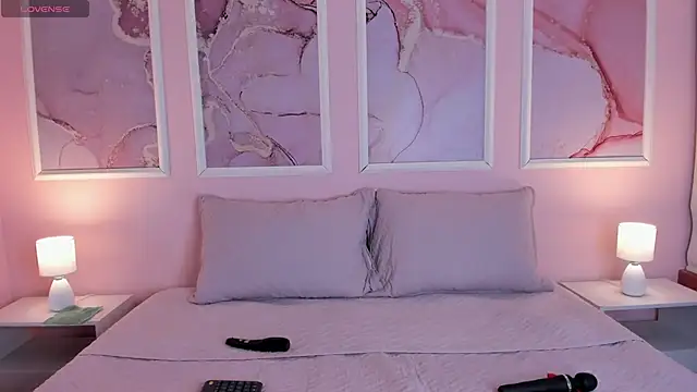 Snapshot of Kennya_Rodriguez chatting on October 2025 03:51:01 AM Kennya Rodriguez online show from October 2025 03:51:01 AM