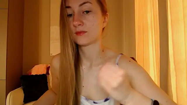 BluueSilk online show from December 2024 07:35:02 AM