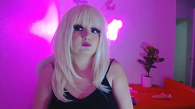 Snapshot of groovynights chatting on February 2025 07:45:02 AM groovynights online show from February 2025 07:45:02 AM