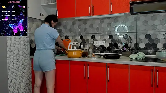 Mary Blu online show from January 2025 08:18:02 AM
