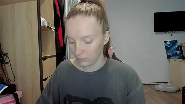 Snapshot of Mary_Blu chatting on October 2025 12:11:01 PM Mary Blu online show from October 2025 12:11:01 PM