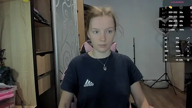 Snapshot of Mary_Blu chatting on October 2025 08:36:02 AM Mary Blu online show from October 2025 08:36:02 AM