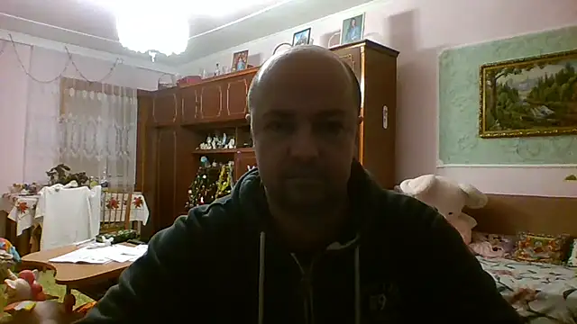 Snapshot of Luceriusbigass chatting on December 2025 05:54:02 PM Luceriusbigass online show from December 2025 05:54:02 PM