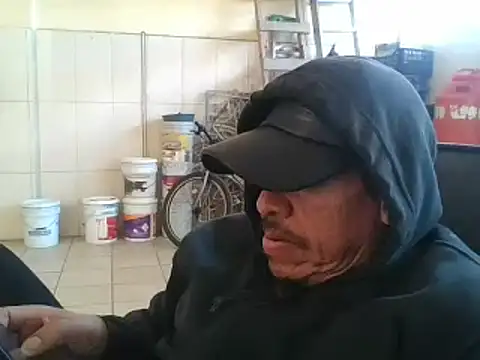 Snapshot of Oskr2024XXX chatting on December 2024 07:17:02 PM Oskr2024XXX online show from December 2024 07:17:02 PM