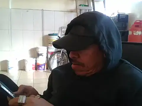 Snapshot of Oskr2024XXX chatting on December 2024 10:22:01 PM Oskr2024XXX online show from December 2024 10:22:01 PM