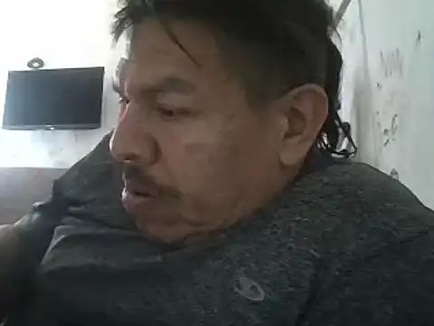 Snapshot of Oskr2024XXX chatting on January 2025 05:12:02 PM Oskr2024XXX online show from January 2025 05:12:02 PM