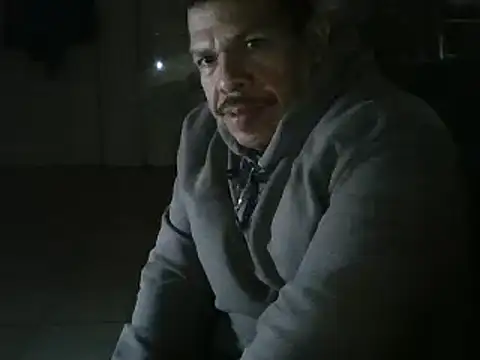 Snapshot of Oskr2024XXX chatting on January 2025 05:13:01 AM Oskr2024XXX online show from January 2025 05:13:01 AM