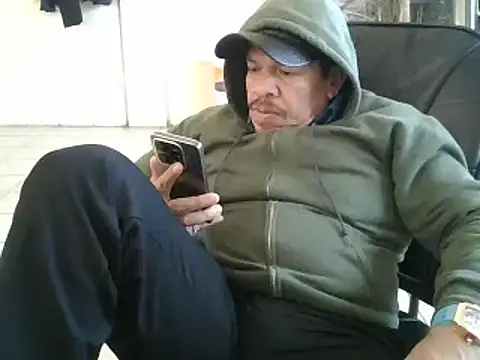 Snapshot of Oskr2024XXX chatting on February 2025 09:23:02 PM Oskr2024XXX online show from February 2025 09:23:02 PM