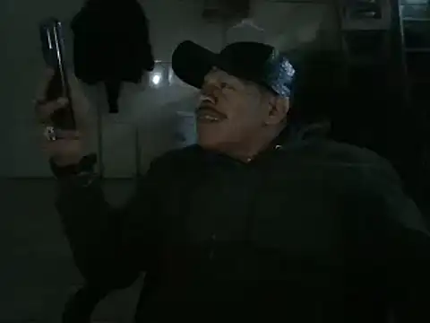 Snapshot of Oskr2024XXX chatting on February 2025 12:38:02 AM Oskr2024XXX online show from February 2025 12:38:02 AM