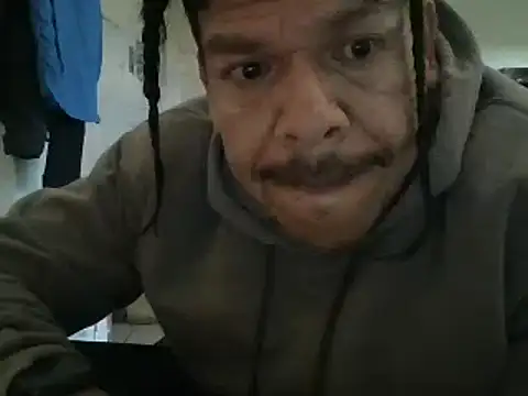 Snapshot of Oskr2024XXX chatting on February 2025 12:32:01 AM Oskr2024XXX online show from February 2025 12:32:01 AM