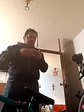 Snapshot of Oskr2024XXX chatting on March 2025 02:12:01 PM Oskr2024XXX online show from March 2025 02:12:01 PM