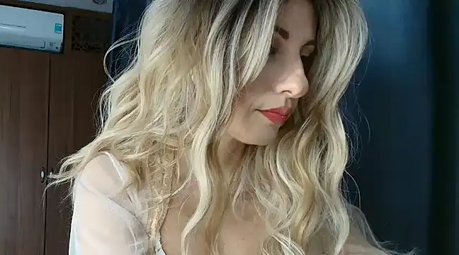 Snapshot of _horny_sexy_ chatting on February 2025 03:13:02 AM horny sexy online show from February 2025 03:13:02 AM