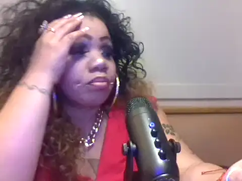 Snapshot of NailGoddessnow chatting on February 2025 04:11:01 AM NailGoddessnow online show from February 2025 04:11:01 AM