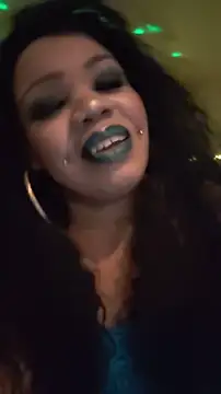 Snapshot of NailGoddessnow chatting on March 2025 06:31:01 AM NailGoddessnow online show from March 2025 06:31:01 AM