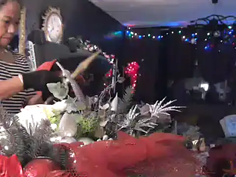 Snapshot of Hornygirltheone chatting on December 2024 06:54:01 AM Hornygirltheone online show from December 2024 06:54:01 AM