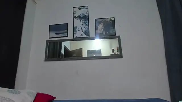 Snapshot of Crazy_addixtion chatting on October 2025 09:57:01 PM Crazy addixtion online show from October 2025 09:57:01 PM