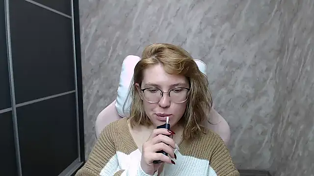 Reginasmilee online show from February 2025 06:12:02 AM