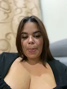 AliceStarshine online show from February 2025 02:00:01 AM
