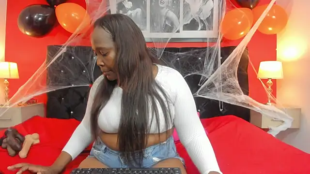 NikolSalas online show from October 2025 12:50:02 PM