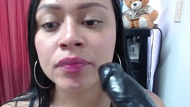 gabriela grace online show from February 2025 11:50:01 PM