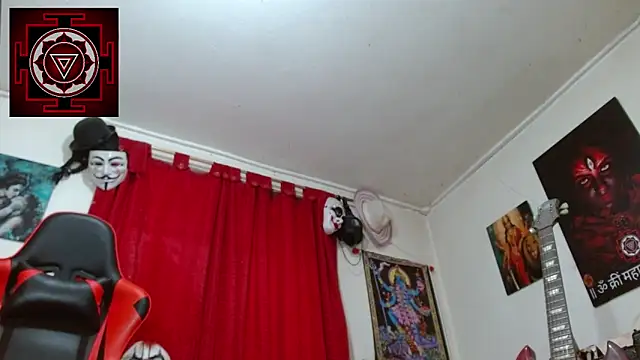 Snapshot of Amanda_Valeska chatting on October 2025 03:10:01 PM Amanda Valeska online show from October 2025 03:10:01 PM