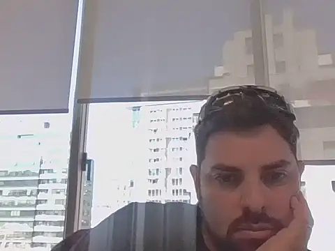 robredoj online show from October 2025 05:15:02 PM