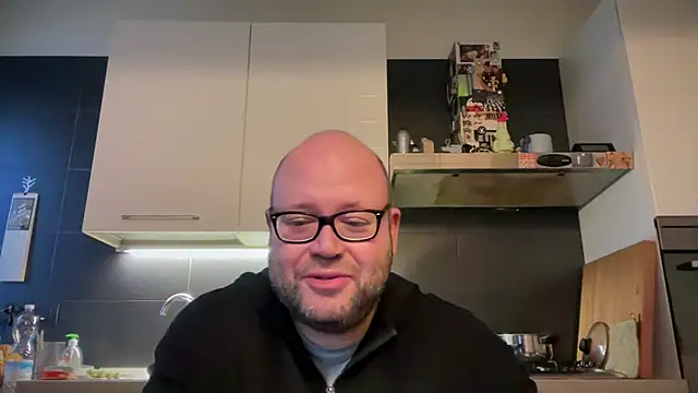 theitalianbear online show from December 2024 03:06:01 PM