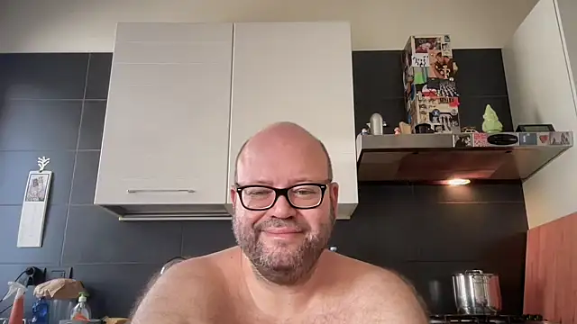 theitalianbear online show from September 2025 11:09:01 AM