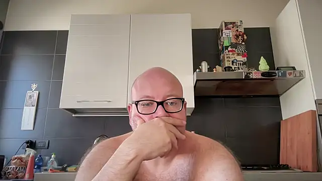 theitalianbear online show from September 2025 09:45:02 AM