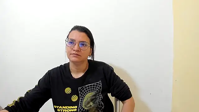 MARILYN GARCIA online show from October 2025 02:15:01 PM