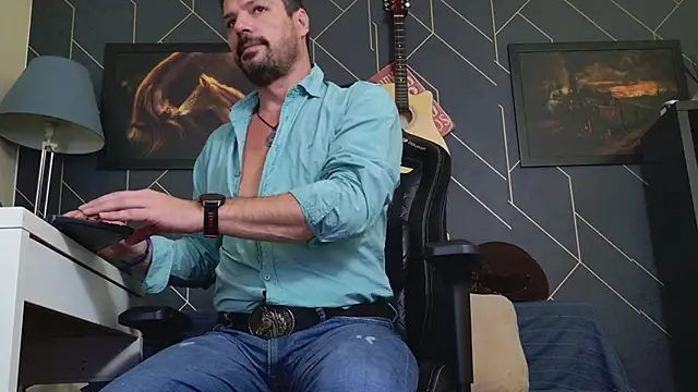 ChrisKox online show from November 2025 02:40:02 PM