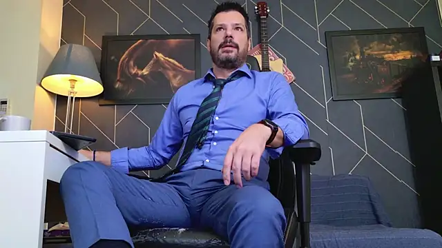 ChrisKox online show from November 2025 03:05:01 AM