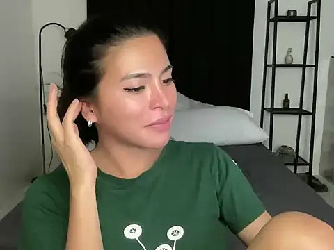 your bianca69 online show from December 2024 06:56:02 AM