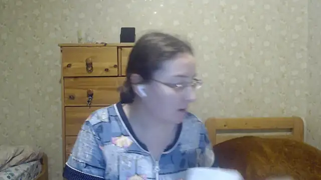 Snapshot of Smart_Rose chatting on February 2025 07:10:02 PM Smart Rose online show from February 2025 07:10:02 PM