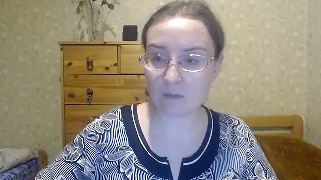 Snapshot of Smart_Rose chatting on February 2025 12:43:02 AM Smart Rose online show from February 2025 12:43:02 AM