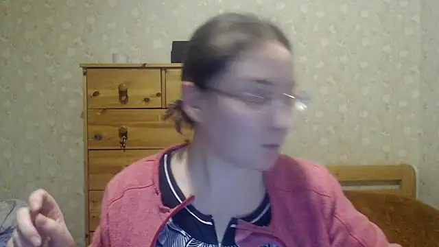 Snapshot of Smart_Rose chatting on February 2025 09:37:02 PM Smart Rose online show from February 2025 09:37:02 PM