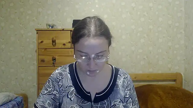 Snapshot of Smart_Rose chatting on February 2025 08:02:02 PM Smart Rose online show from February 2025 08:02:02 PM