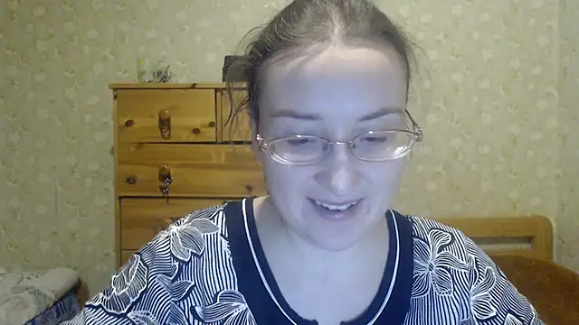 Snapshot of Smart_Rose chatting on February 2025 03:56:02 PM Smart Rose online show from February 2025 03:56:02 PM