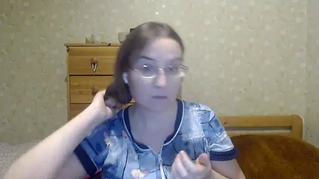 Snapshot of Smart_Rose chatting on March 2025 10:10:01 PM Smart Rose online show from March 2025 10:10:01 PM