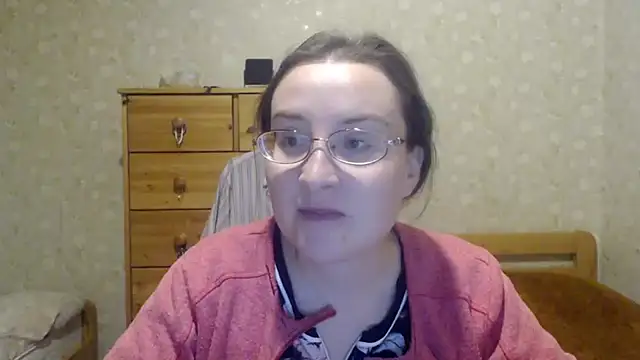 Snapshot of Smart_Rose chatting on March 2025 07:42:02 PM Smart Rose online show from March 2025 07:42:02 PM