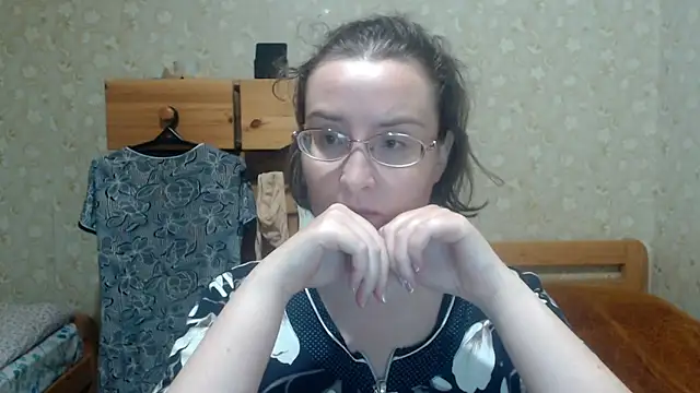 Snapshot of Smart_Rose chatting on October 2025 07:47:01 PM Smart Rose online show from October 2025 07:47:01 PM